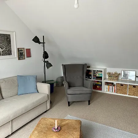 3 Schlafzimmer 2 Baeder Garten Und Parkplatz Apartment Schildow