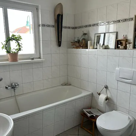3 Schlafzimmer 2 Baeder Garten Und Parkplatz