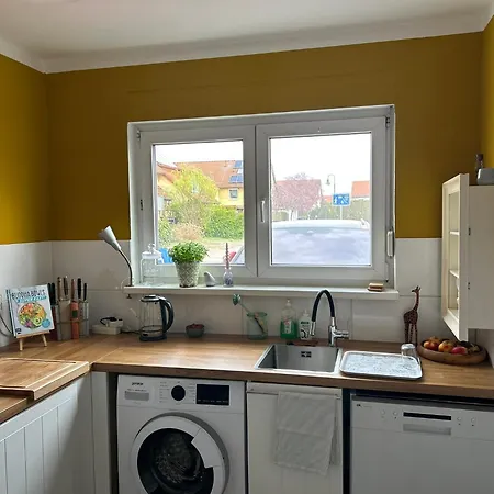 3 Schlafzimmer 2 Baeder Garten Und Parkplatz Schildow